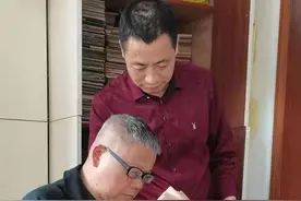 30年，3000册！岳阳这位藏家收藏创刊号上了“瘾”图片