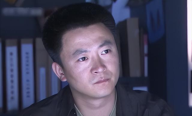 刑侦剧连载75：研究所所长惨死家中，一个发卡竟成破案关键