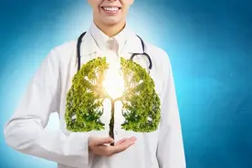 肺部出问题，喉咙会知道？医生：喉咙若有4个变化，希望你别忽视图片