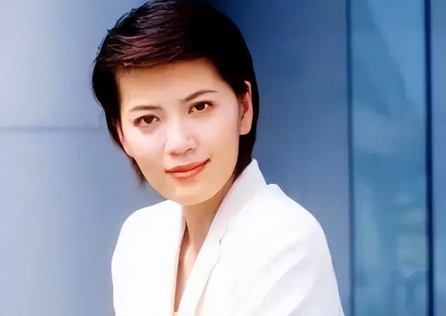 沈冰：曾经的“央视名嘴”，嫁富商后锒铛入狱，如今她后悔过吗？