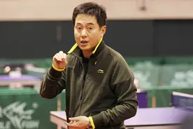 施之皓与曹燕华离婚22年：他再婚又做父亲，她带儿子收获真爱图片