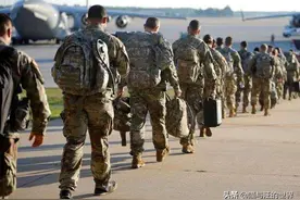 有钱真任性！美军在外打仗犹如度假，喝百元矿泉水，空运中国调料图片