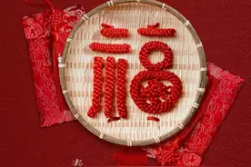 女儿带男友回家，妻子霸气送了5000大红包！图片