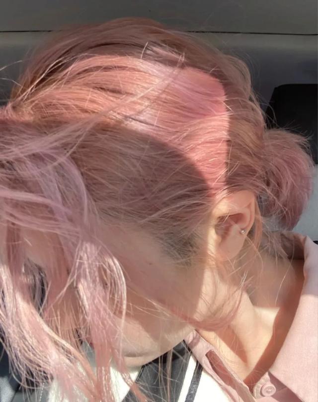 如何才能在家自己搞头发？实用技能大放送，洗剪吹烫染，包教包会