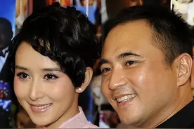 胡静：嫁入马来西亚豪门，丈夫为了不和她分房睡，竟割掉扁桃体图片