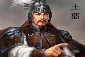 王翦打仗有个恶习，这让秦始皇觉得十分心疼图片