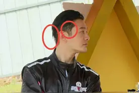 郑少秋秃成阿哥，沙溢成了“地中海”，男星戴假发的秘密藏不住了图片