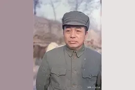 第一野战军2个副司令，为何张宗逊能授上将，赵寿山却未能授衔？图片
