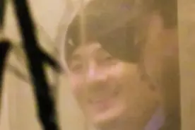 马思纯前任近况曝光，戴针织帽胡子拉碴，猥琐神情被指撞脸赵本山图片