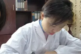 晚上燥热睡不着可能是这两种情况图片