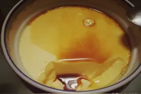 蒸鸡蛋用大火还是小火？蒸多久？教你正确做法，出锅比豆腐脑还嫩图片