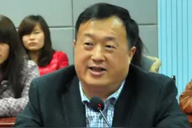 探秘江苏“张家港第4大民企”背后：老板20岁办公司，年入490多亿图片