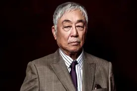高群书悼念曾江，疑伤心醉酒重提谢贤掌掴曾江旧事：很恶心谢老头图片