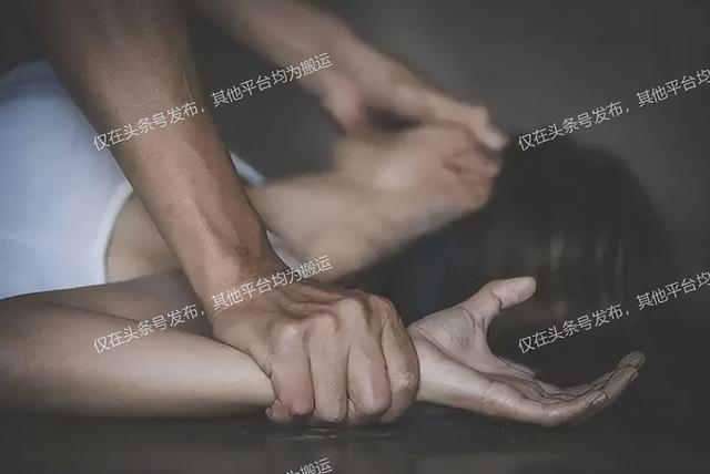 故事:50岁大妈被小伙尾随侵犯,事后却并未报警,背后原因难以启齿