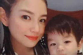 陈妍希为6岁儿子庆生，首次公开星星正脸，帅气模样很像爸爸陈晓图片