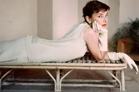 奥黛丽·赫本的美食秘诀：揭开一代好莱坞女神不为人知的饮食习惯图片