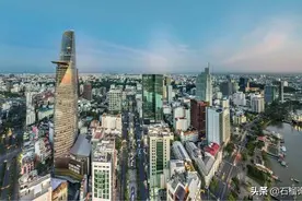 从李嘉诚投资越南，到民众凌晨排队买房，现在投资来得及吗？图片
