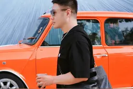 答应我：中年男人包包别背LV、Gucci，换成4个小众国产品牌更高级图片