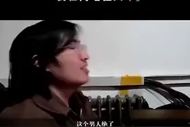 曾经的网吧之神—七哥！一个在网吧里住了4年的传奇人物图片