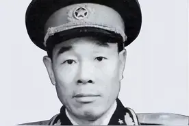 红船家风故事丨开国少将余克勤教育子女“没有粪臭，哪有谷香”图片