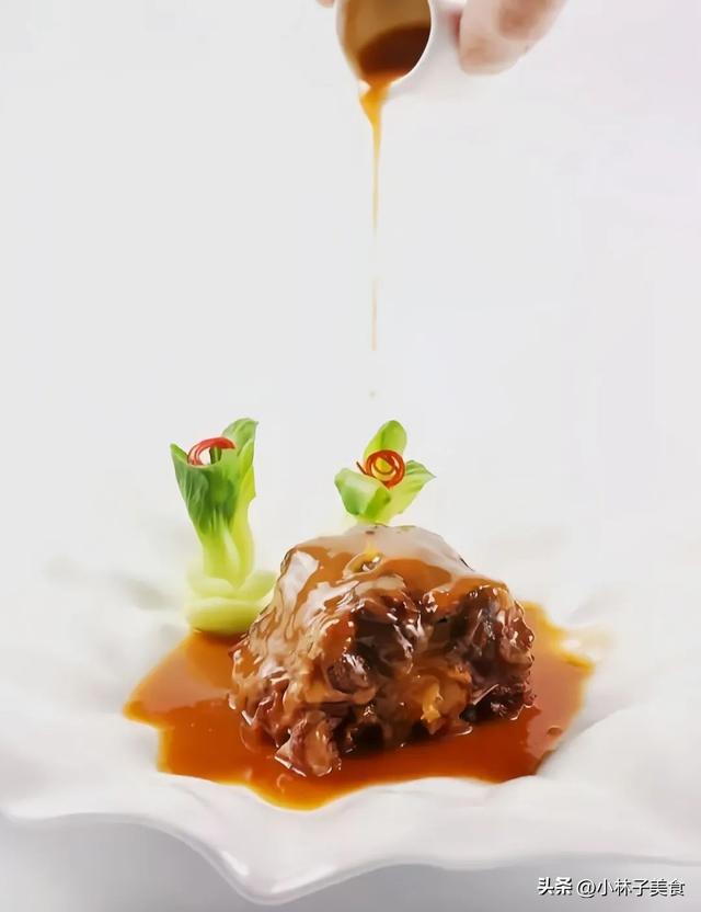 松茸花胶炖牛尾 2026年松茸花胶炖牛尾汤的做法