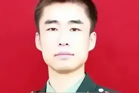 军官沈星请假未归，部队打电话询问，女儿：爸爸救人淹死了图片
