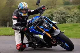 电动车和摩托车哪个好？哪个更划算？用3个方面对比，告诉你答案图片