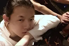 有一种“反噬”叫霍尊，陈露用9年的青春，“毁了”霍尊一生图片