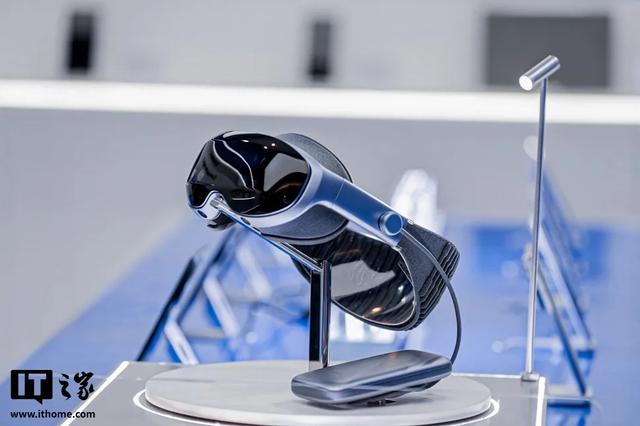 vivo Vision探索版头显上线多个MR专属内容，将提供专属配件