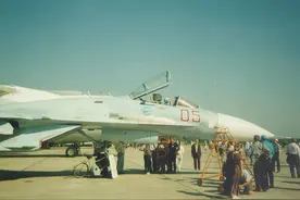 从苏-27战机到歼-16战机，曾经失望到希望，苏27战机在中国的逆转图片