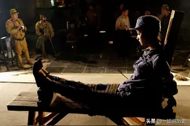 “老虎凳” 究竟有多恐怖？只需3块砖头，就让犯人顶不住招供图片