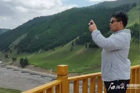 这里夏季15℃左右 新疆这个景区有点凉图片