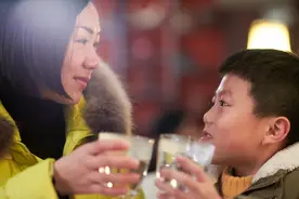 这场“经典”的母子对话，你肯定也听过图片