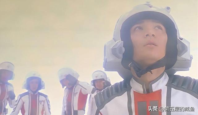 迪迦奥特曼打僵尸（童年经典·迪迦奥特曼）