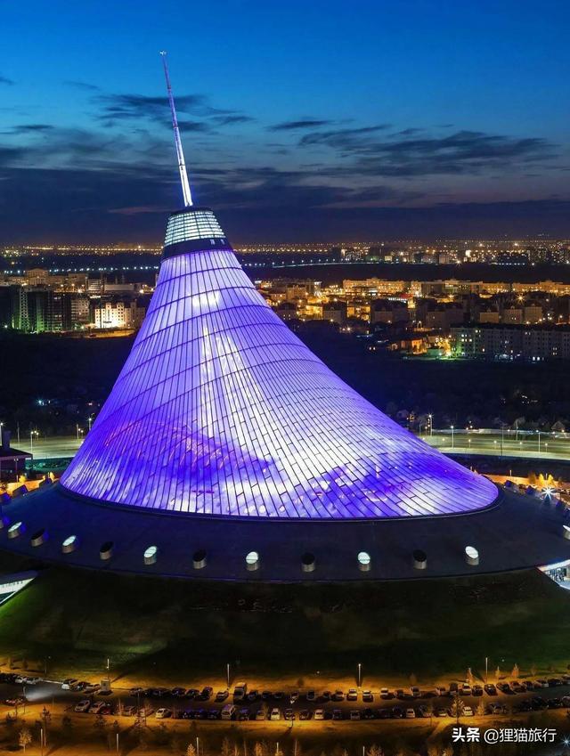 努尔苏丹有120万人口,伊希姆河上建太阳之塔,有世界最大帐篷