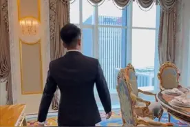 成龙杭州豪宅曝光！18K纯金打造黄金宫殿，网友竟指风水有大问题图片