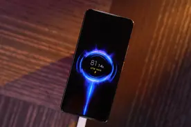 手机不用买太贵，这3款目前口碑最佳，用四年也依然流畅图片