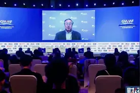 公务员央行原行长周小川谈养老问题引发激烈讨论图片