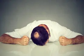 戴假发爱出汗怎么办？如何才能保证头皮健康？图片