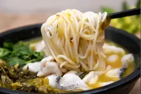 餐厅火爆的六款米线做法，可以亲手做给自己心爱的人图片