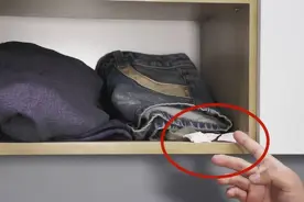 衣柜潮湿发霉，能随便乱放樟脑丸吗？不是玩笑，立马告诫家人图片