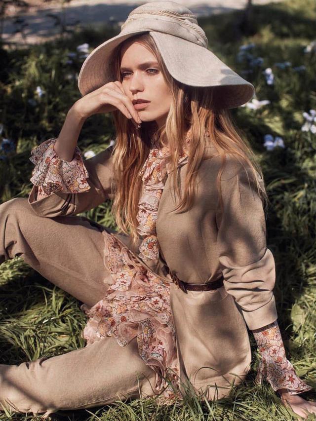 澳大利亚模特艾比·李·克肖 (abbey lee kershaw ) 拍摄的时尚杂志