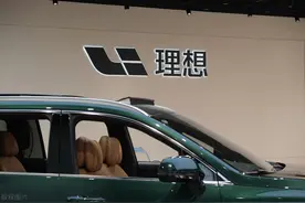 重磅！理想汽车市值=蔚来+小鹏汽车之和，“造车新势力”变天图片