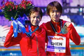 陈芋汐4连冠！阴谋论再起：全红婵2次被裁判压分，领先12分遭逆转图片