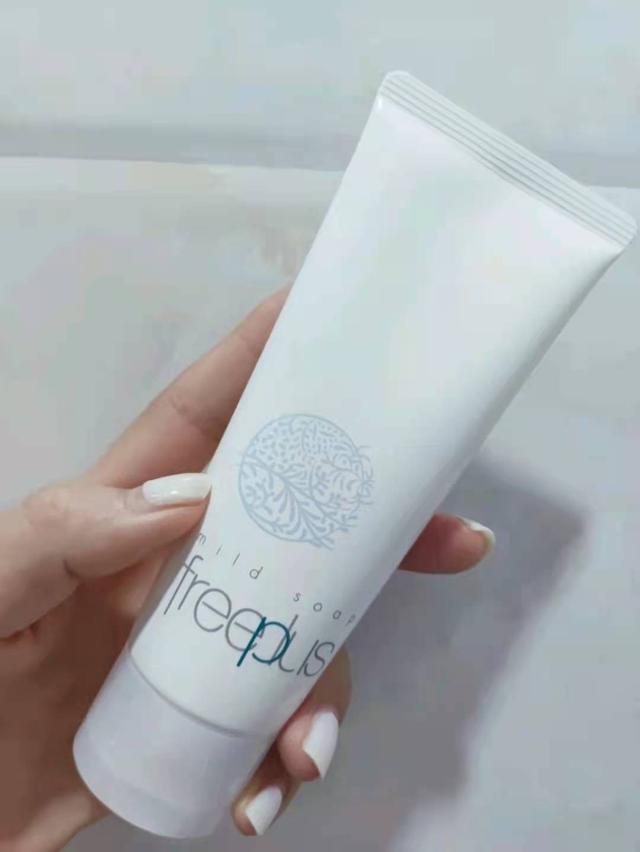 公认好用的平价洗面奶有谁？这四款不仅清洁力强，还温和不伤皮肤