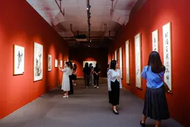 乘物游心“喜迎二十大 奋进新征程”红色书画展暨数字艺术融合展在南昌东湖意库举行图片