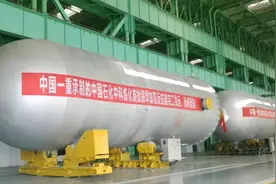 高20多层楼重2400吨，中国又一大国重器诞生，宣告不卖美国图片