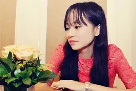 象棋大师时凤兰抖音对弈作家张一一 网友：太意外图片