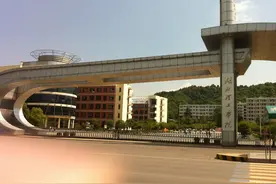 湖北理工学院与湖北工程学院对比图片