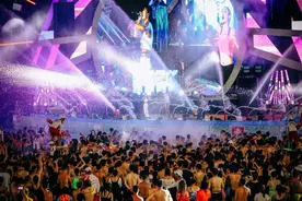 木兰胜天森林水王国水上电音节8日开幕图片